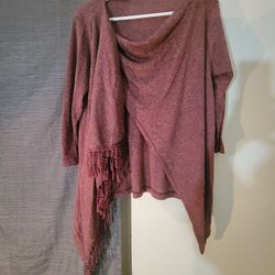 MAURICES poncho Like Wrap Shirt W Sleeves And Tassle Design Down One Side