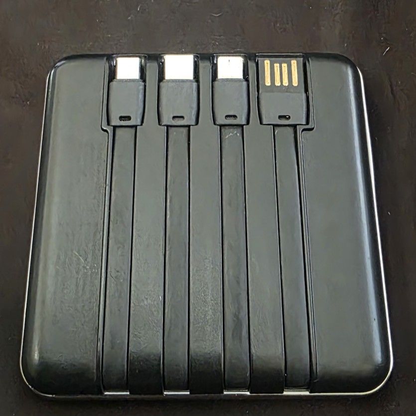 Adaptive Quick Charging Power Bank w/ Integrated Cabels