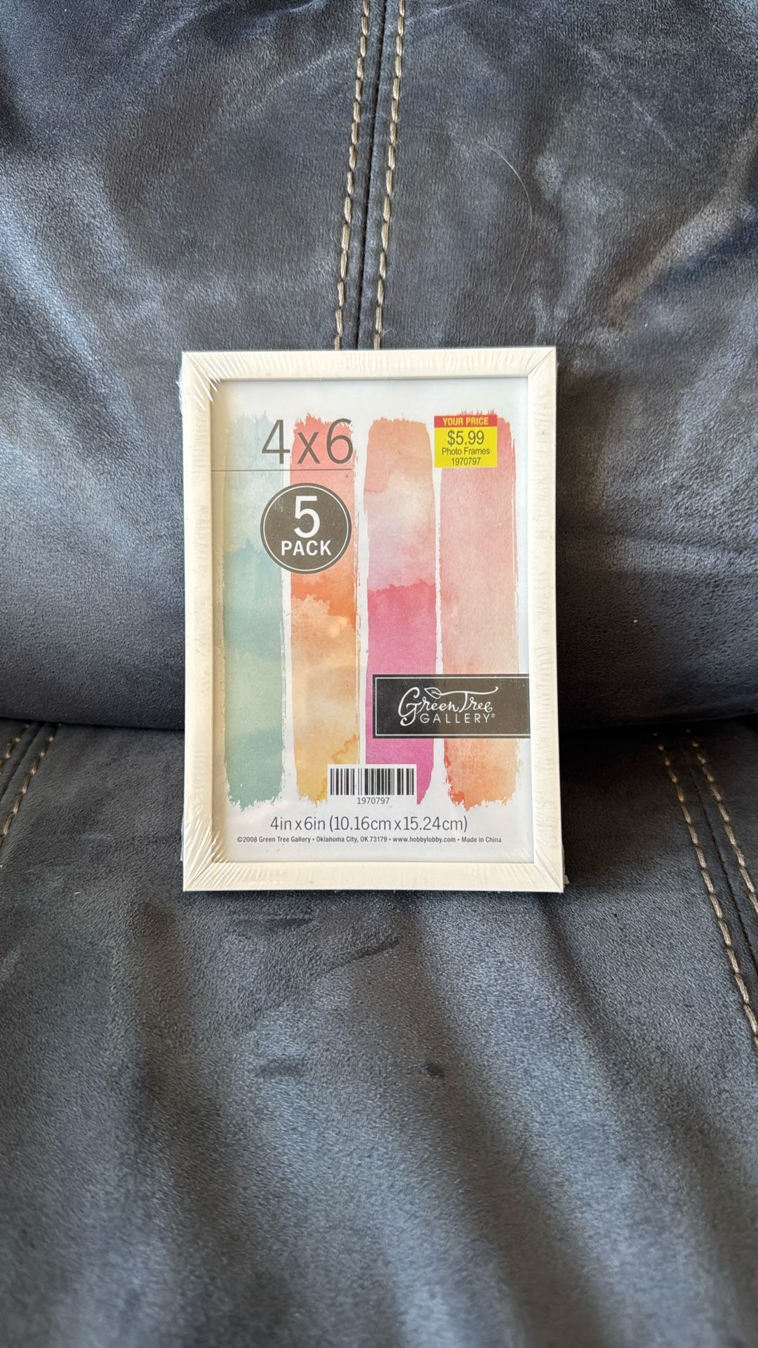 New In The Plastic Wrap White Metal 4” x 6” Hanging Standing Picture Photo 1 Frame