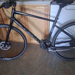Road bike 700cc Marin Fairfax