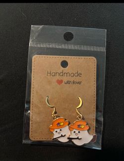 Witchy ghost earrings