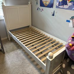 Children’s Twin Size Bed