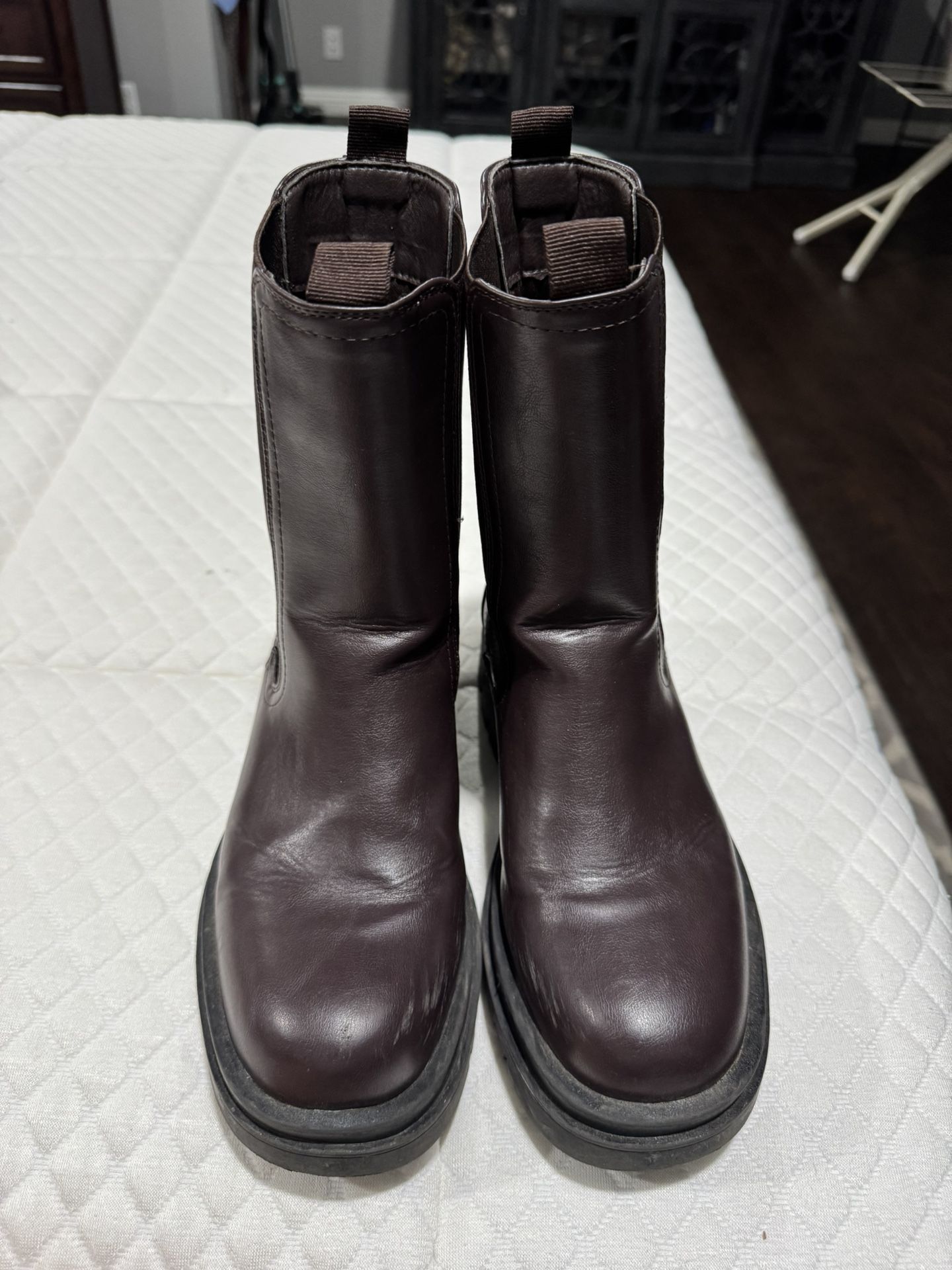 Platform Boots (Dr marten Style)