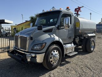 2021 Kenworth T280 2,000 USG WATER TRUCK