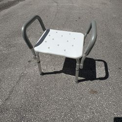 Drive Medical Knock-Down Bath Bench with Padded Seat – Used