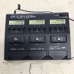 Zoom G3n  Multi Effects Processor With Ac Adapter