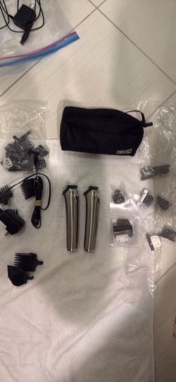 2 New Wahl Buzzers + 8 New Blades + 26 Attachments