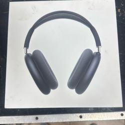 Apple AirPods Max With Smart Case