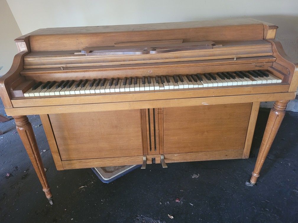 Wurlitzer Piano