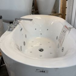 60 Inch Freestanding Jacuzzi Tub