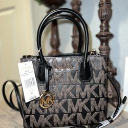 New Women’s Purses Michael Kors Authentic 