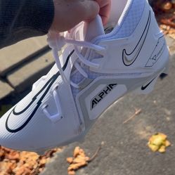 Brand New Size 10 Football Cleats 