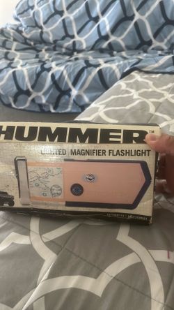 Hummer lighted, magnifier, flashlight