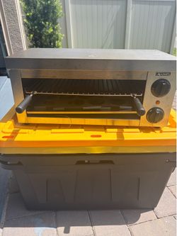 Adcraft pizza oven