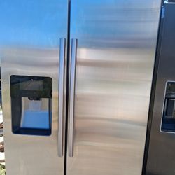 Samsung Refrigerator 