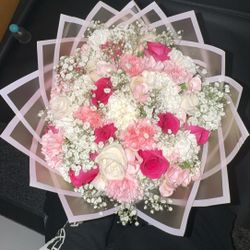 Custom Bouquets !! Ramos!!