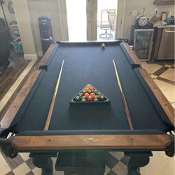 New Connelly Billiards Pool Table