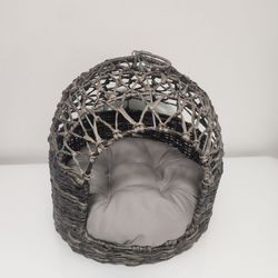 Pet bed