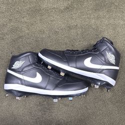 Jordan Retro 1’s cleats