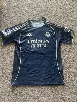 Real Madrid Mbappe jersey size xl