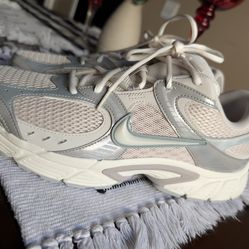 Mens Nike 5V RNR Oatmeal