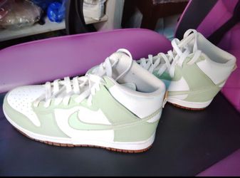 Nike Sneakers Still New Great Condition.
