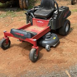 2017 Troy Bilt Mustang 42” Cut