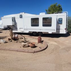 1996 Alpenlite 34 Ft Travel Trailer. 2 Slide Outs
