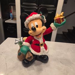 Disney Parks Mickey Mouse Santa Christmas Costa Alavezos 18" Huge Statue