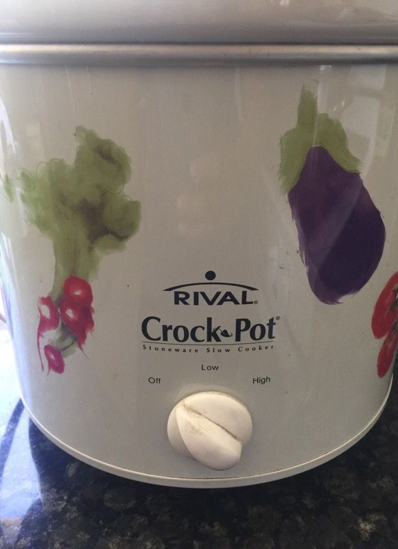 Small crock pot