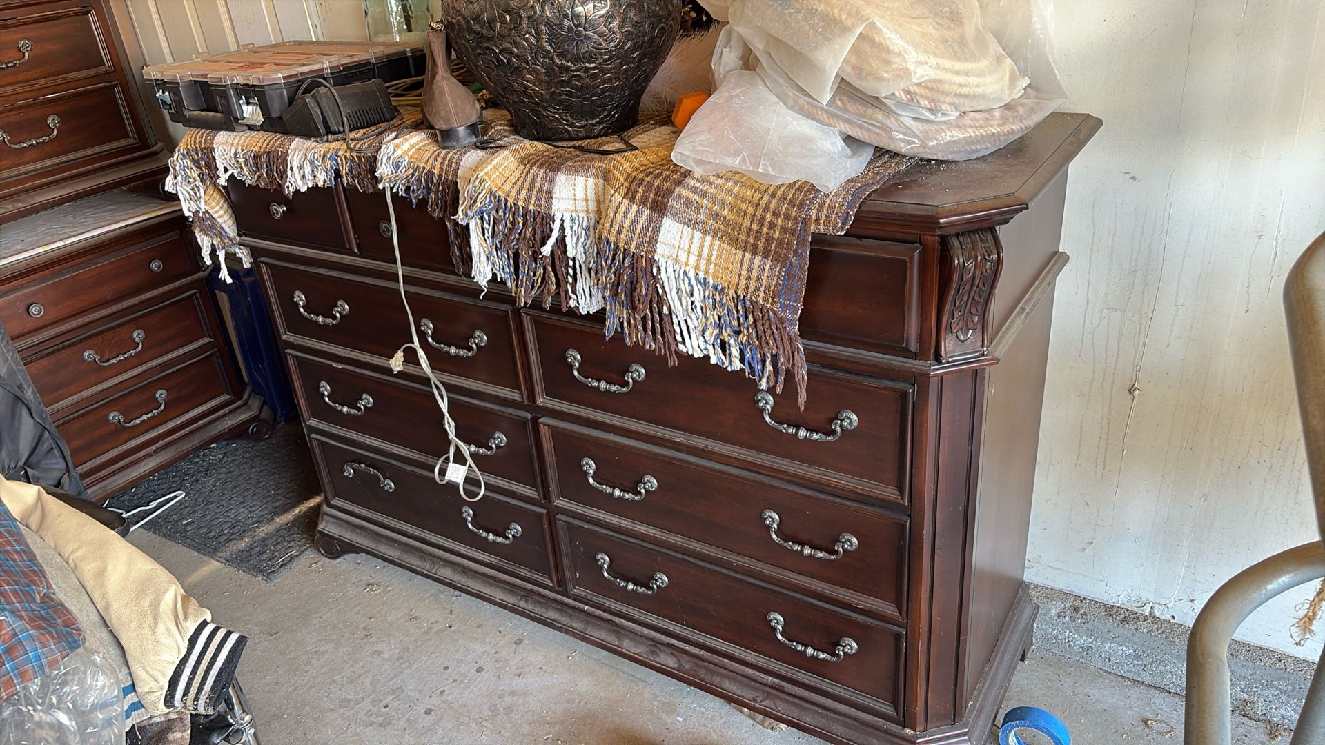 Dresser