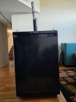 DANBY Chill and Tap Keg Cooler