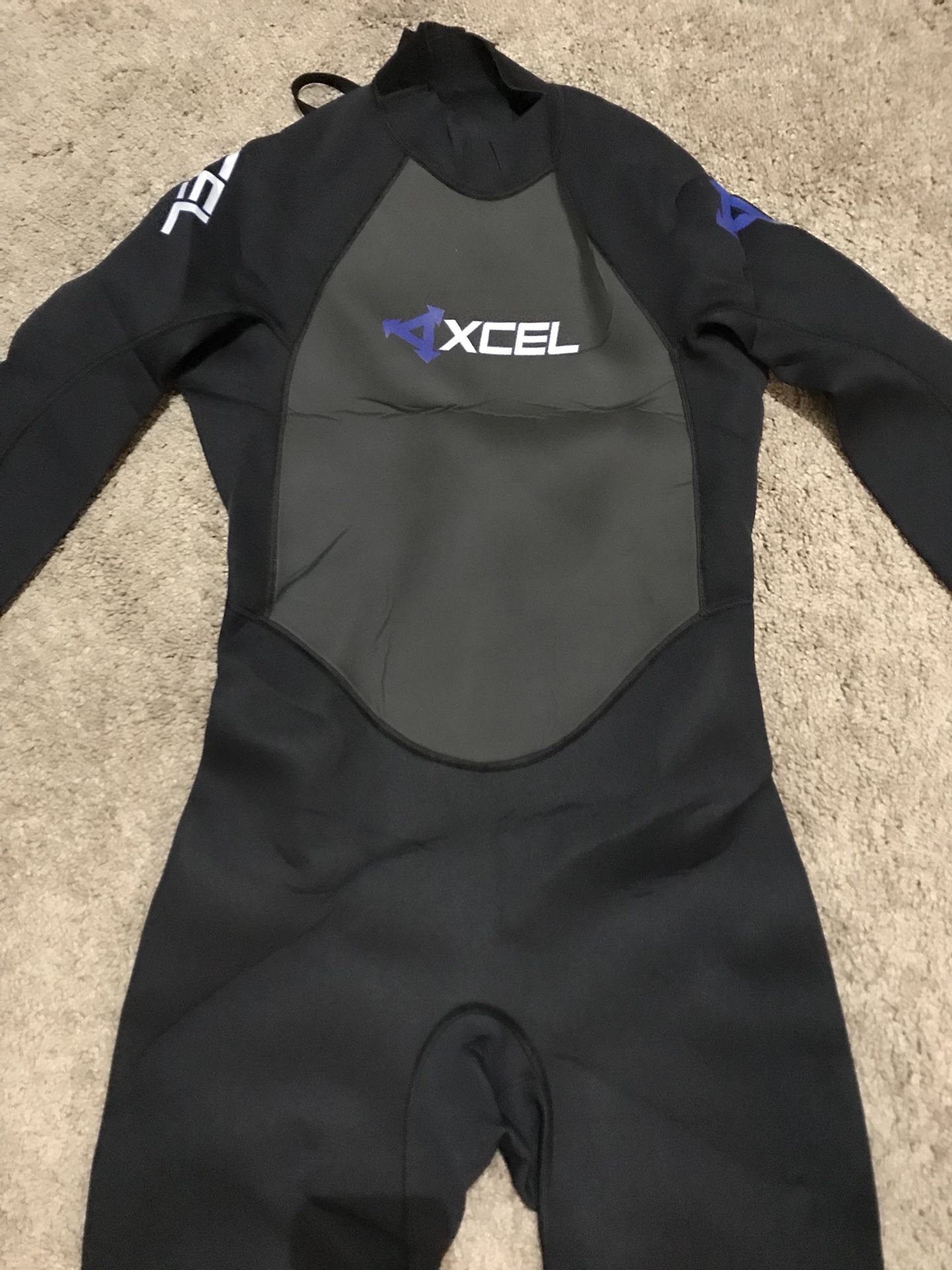Xcel diving suit size M/L