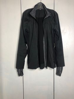 Lululemon Women’s Jacket Size 10