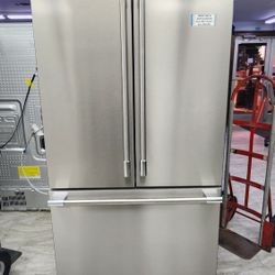 FRIGIDAIRE PROFESSIONAL  3 FRENCH DOOR REFRIGERATOR WITH 1YEAR WARRANTY/1AÑO DE GARANTIA POR ESCRITO 