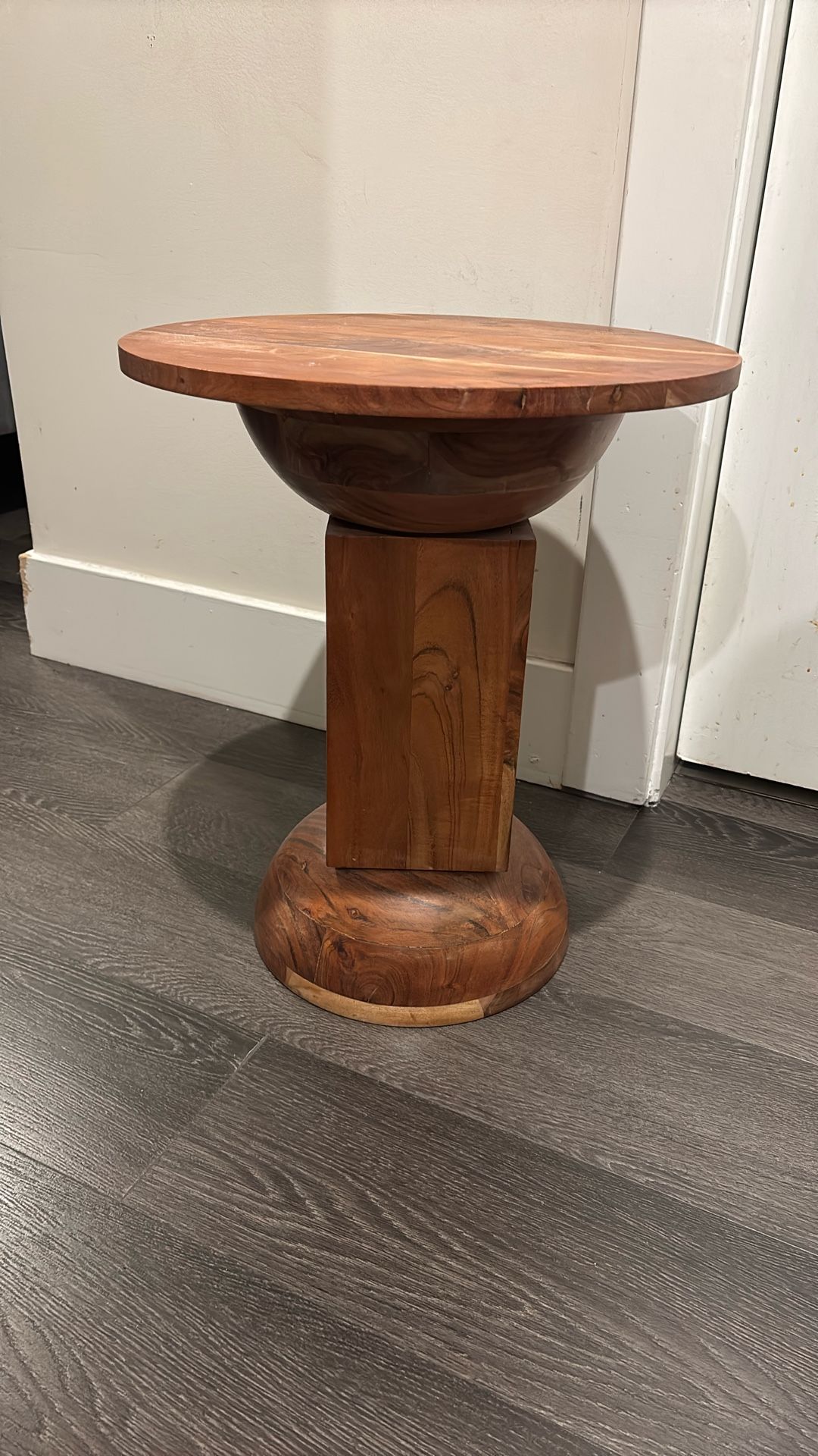 Nightstand/ Coffee Table 