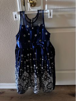 Girls dress size 7