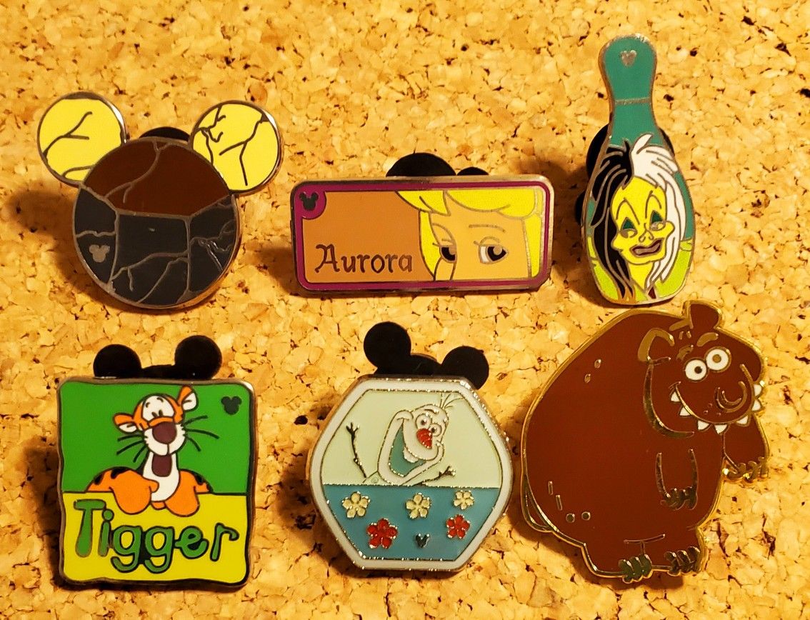 Lot of Disney Trading Pins. Lot 103