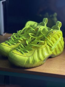 Nike Volt Foamposite One