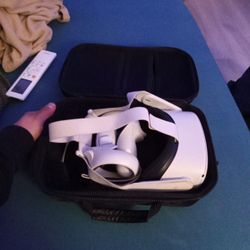 Oculus Meta Quest 2 