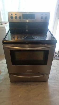 Frigidaire stove
