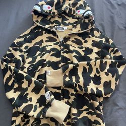 BAPE 1st Camo Shark WGM Hoodie Jacket Yellow