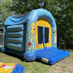 Bounce House 