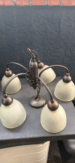 Light fixture