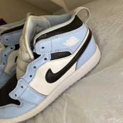 Kids Jordan 1s