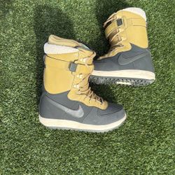 Nike Zoom Force 1 Snowboard Boots 