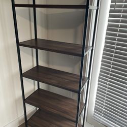 5 Shelf Ladder Bookshelf (Walnut)