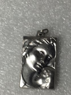 SILVER PENDANT STAMPED ITALY VINTAGE TO FASHION