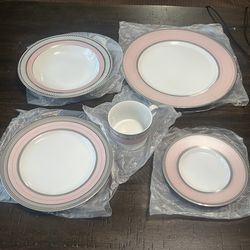 Ralph Lauren Dining Dish Fine China