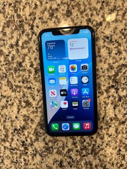 Apple iPhone XR Black 64gb Factory unlocked. works great. Battery Health 82%